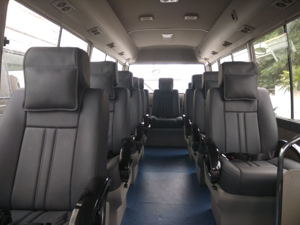 11 Seater Toyota Van